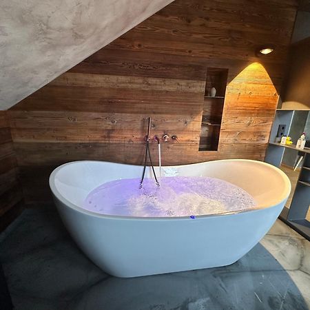 Appartement Der Extraklasse Mit Whirlpool Roding Zewnętrze zdjęcie