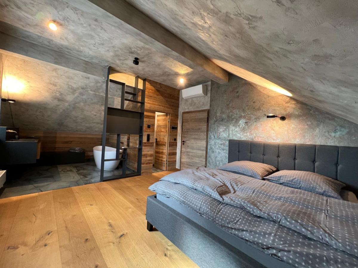 Appartement Der Extraklasse Mit Whirlpool Roding Zewnętrze zdjęcie
